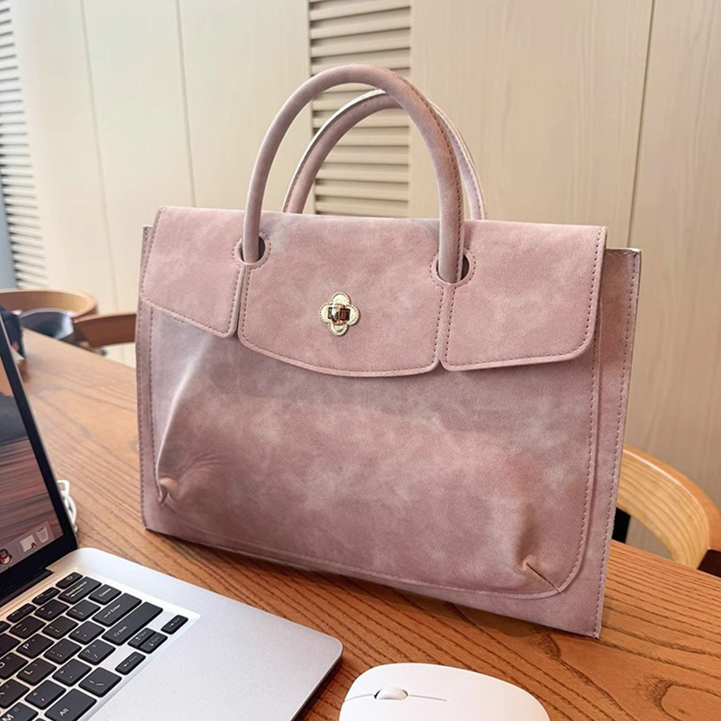 Women Bags For Office Use - Elegancka różowa torba na laptopa z