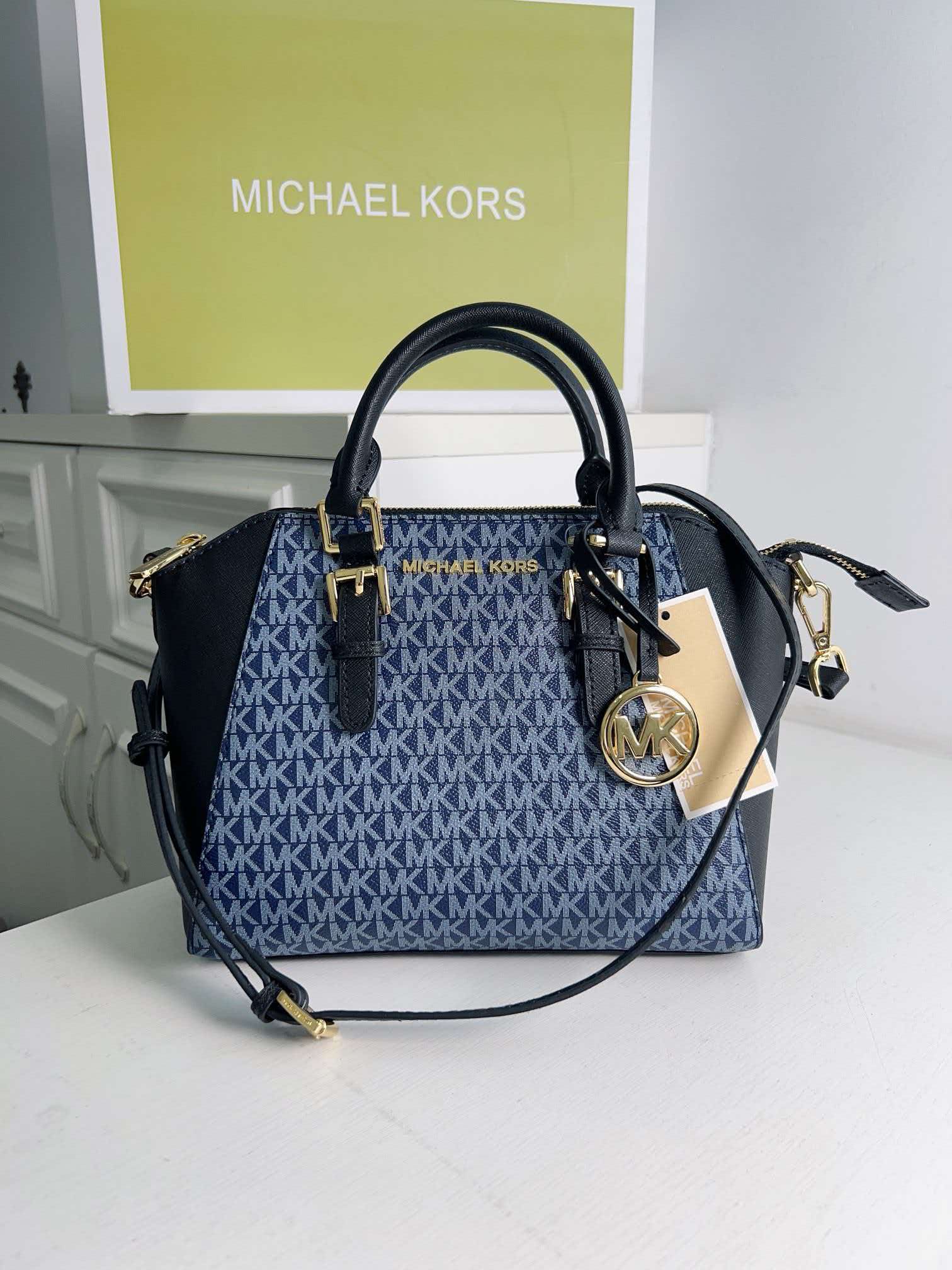 Women'S Bags Of Michael Kors - Nowa torebka damska Michael Kors o