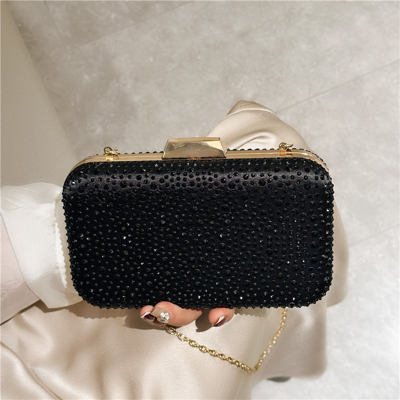 Czarna torebka kopertowa z peł – Evening Bag Beaded recenzja i cena