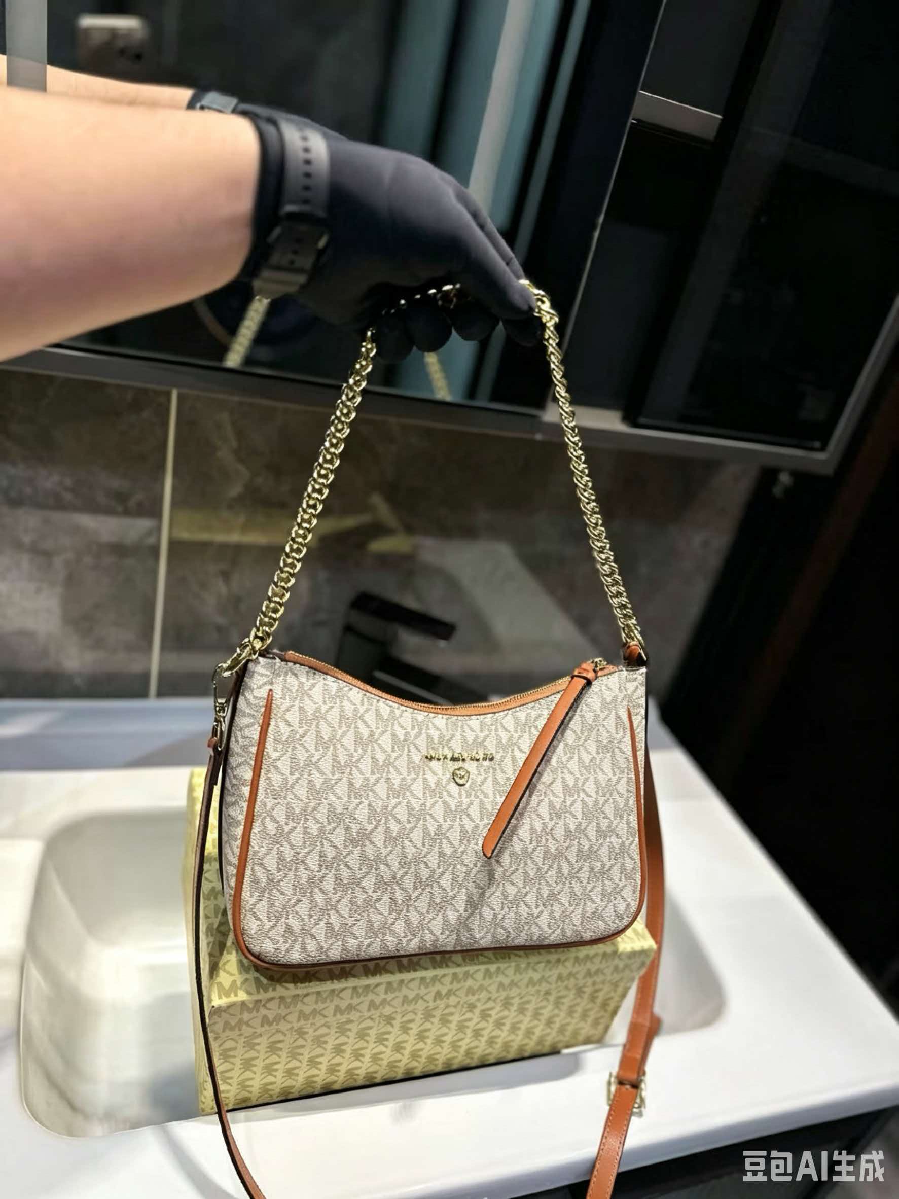 MICHAEL KORS MK Jet Set Travel – Women Bags Mk recenzja i cena