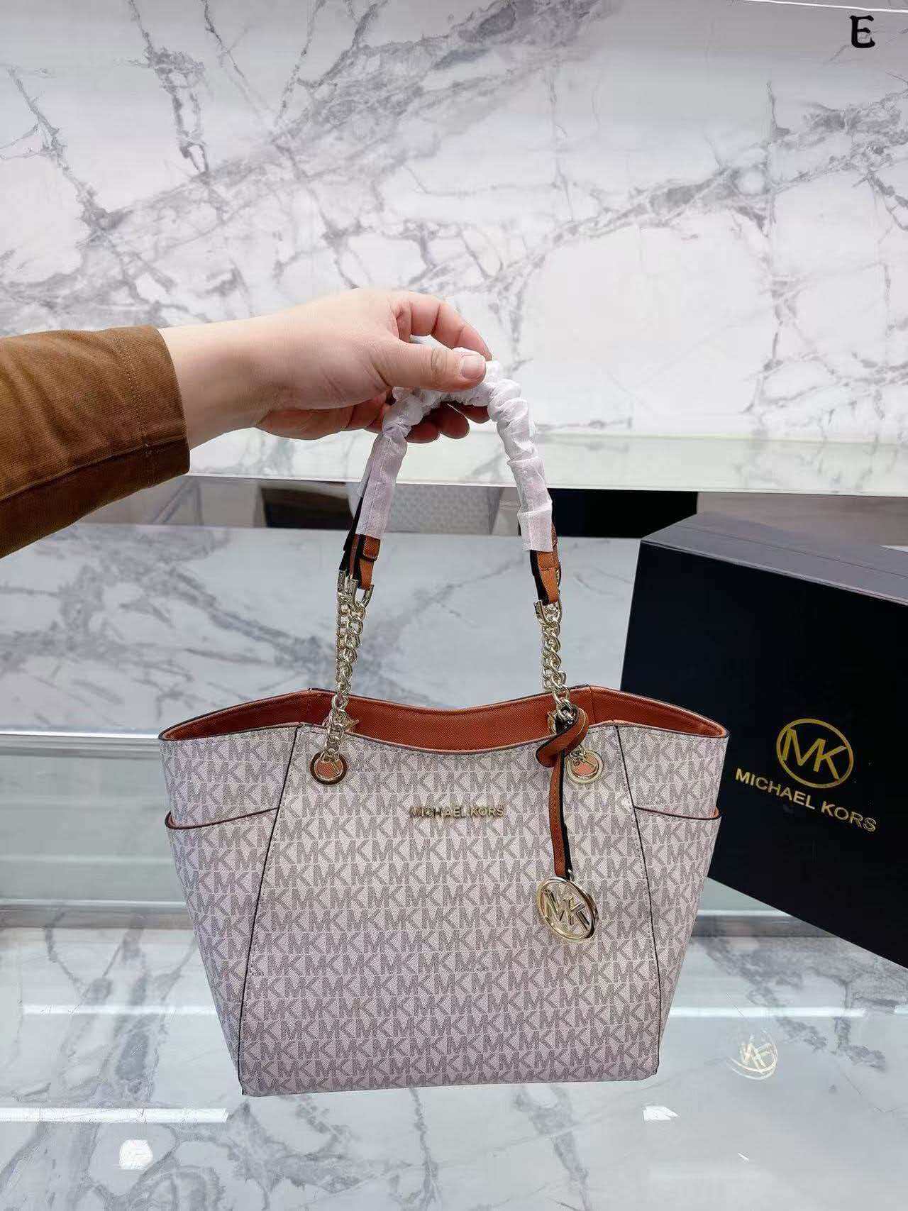 Michael Kors Jet Set 2026 Nowo – Women'S Bags Of Michael Kors recenzja i cena